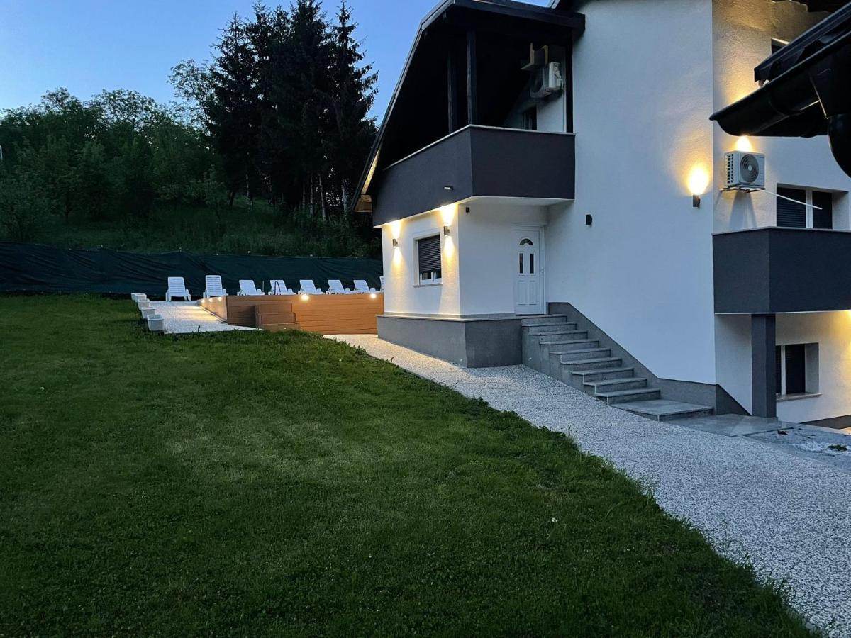 Vila S Bazenom Deluxe - Gti Zágráb Kültér fotó
